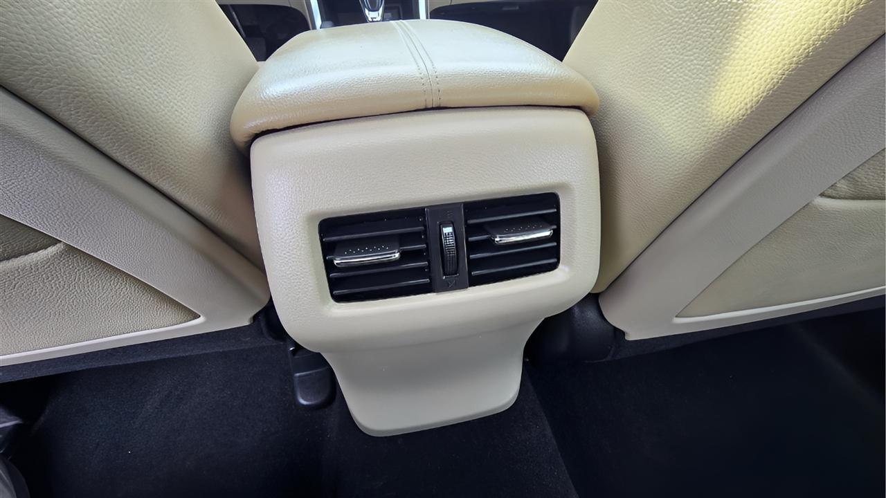 Honda Accord EX-L Sedan CVT 2013