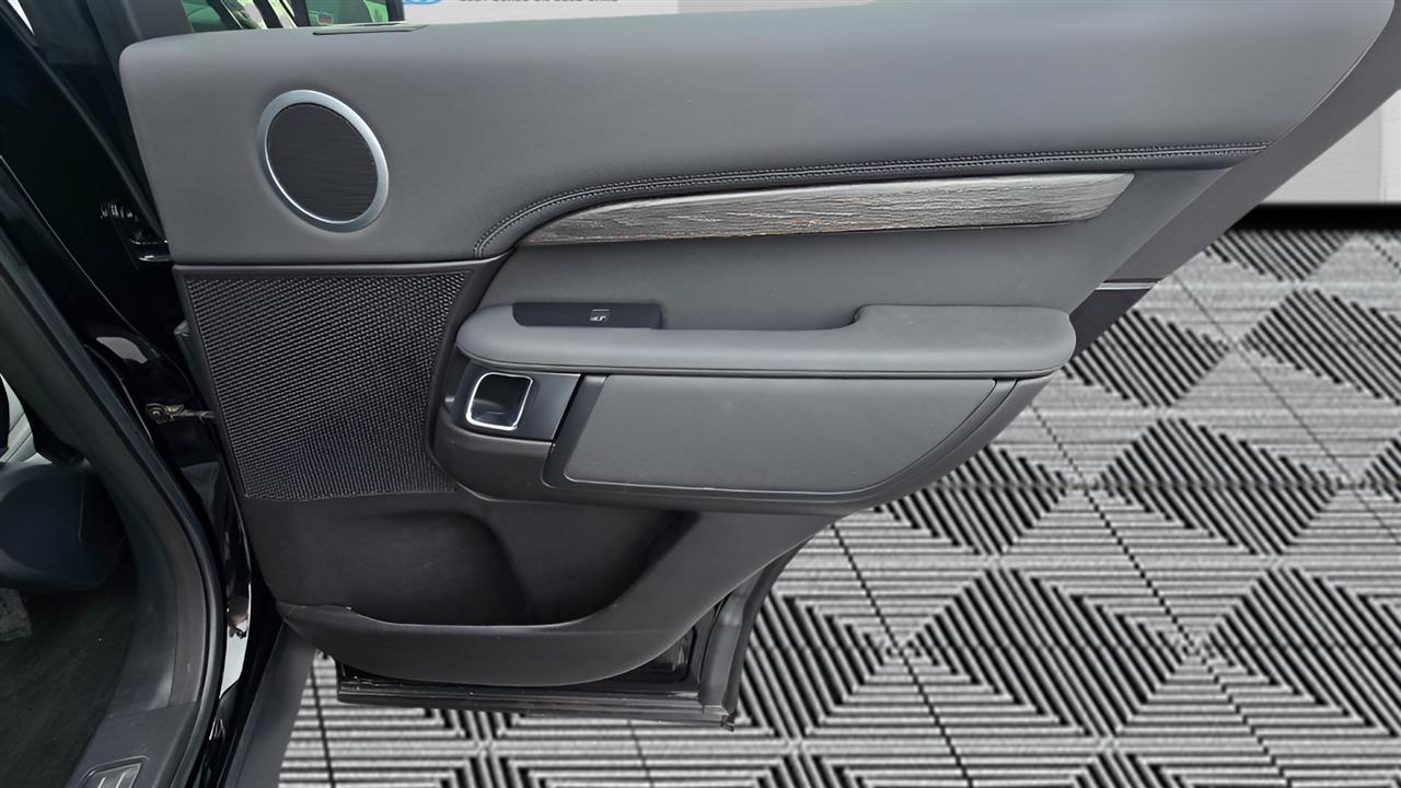 Land Rover Discovery HSE 2019