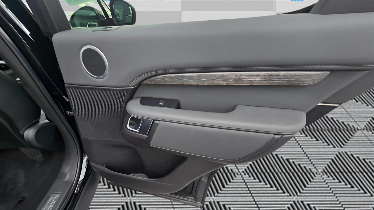 Land Rover Discovery HSE 2019