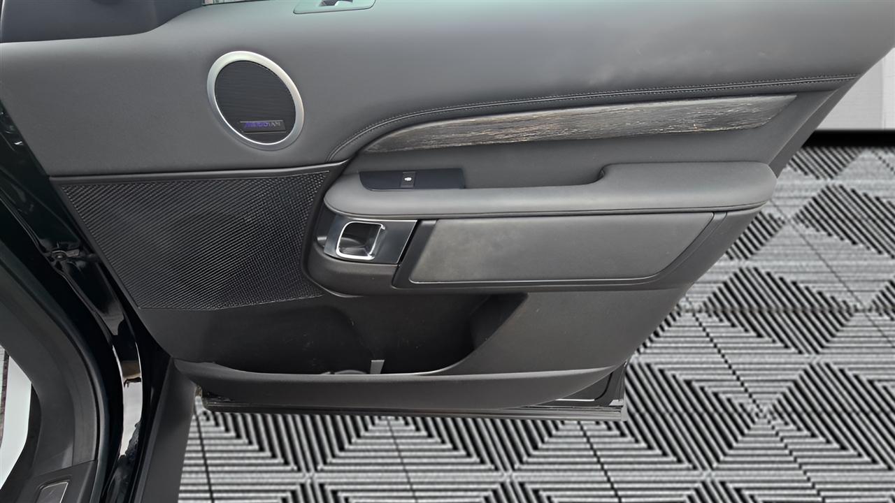 Land Rover Discovery HSE 2019