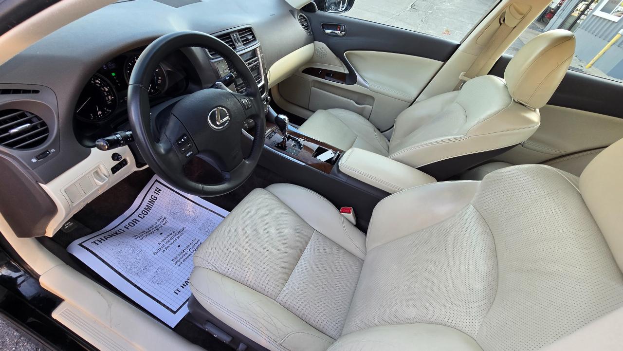 Lexus IS IS 250 AWD 2010