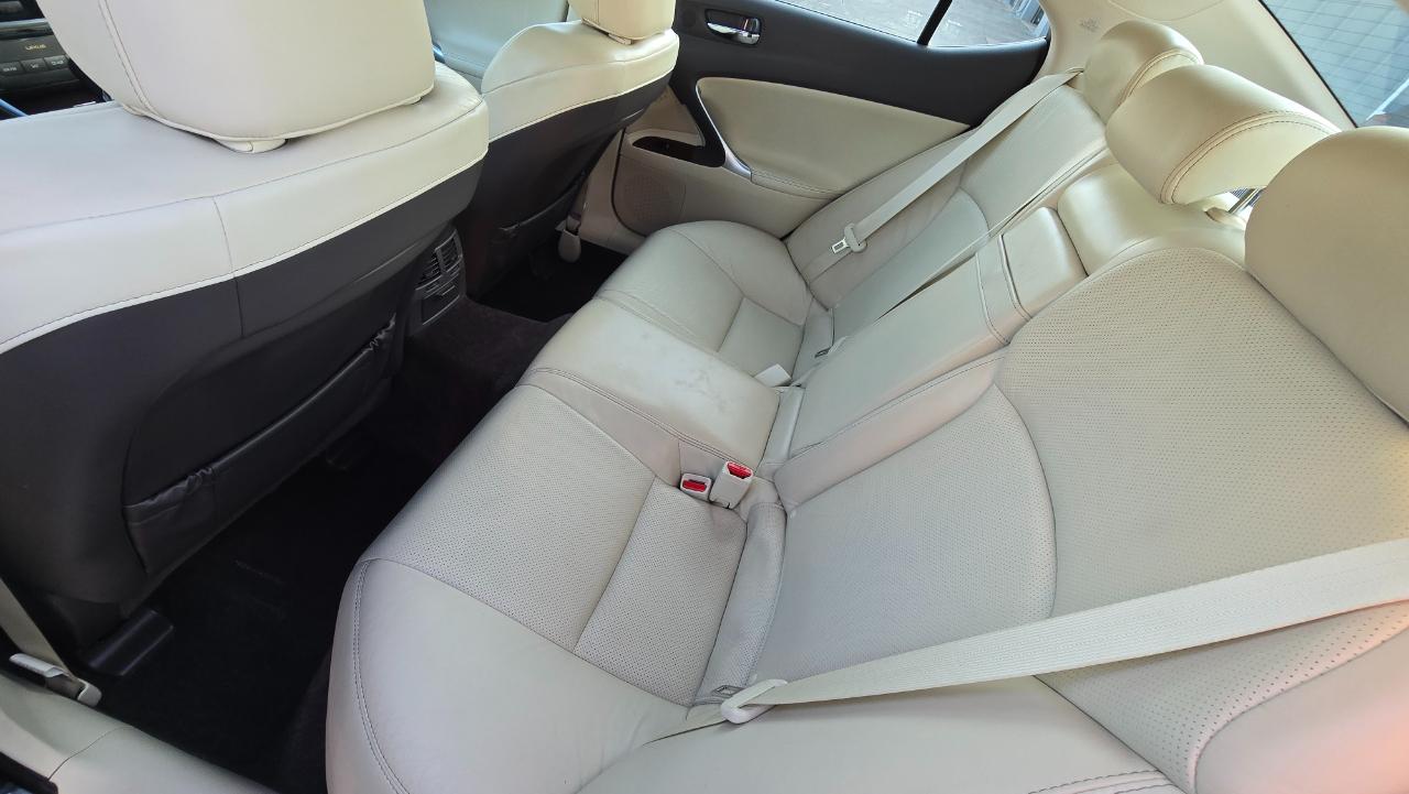 Lexus IS IS 250 AWD 2010