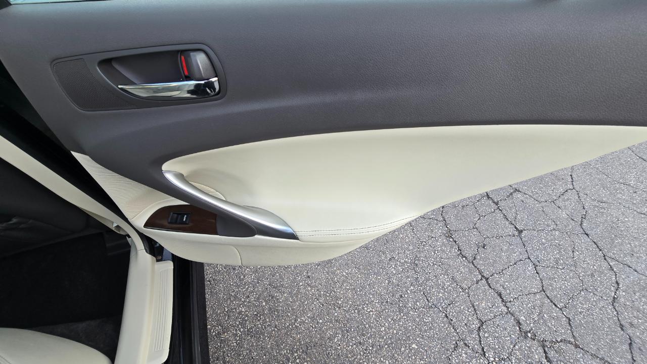 Lexus IS IS 250 AWD 2010