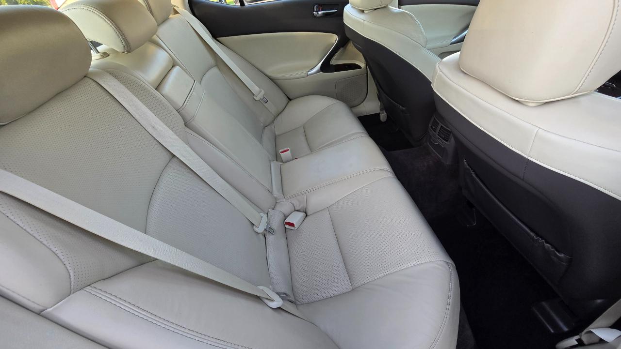 Lexus IS IS 250 AWD 2010