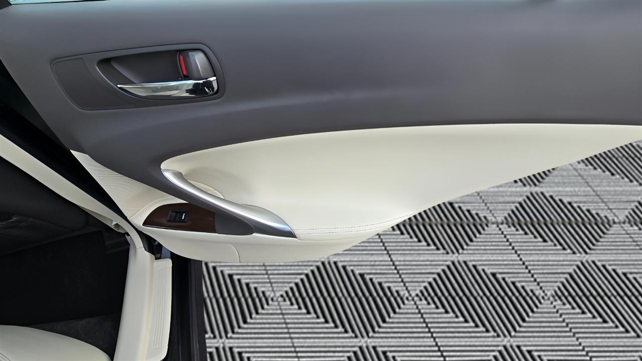 Lexus IS IS 250 AWD 2010