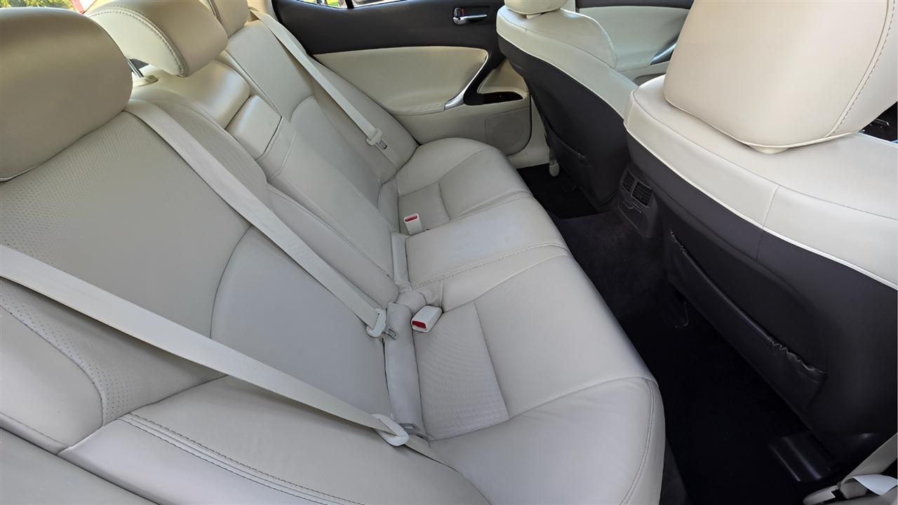 Lexus IS IS 250 AWD 2010