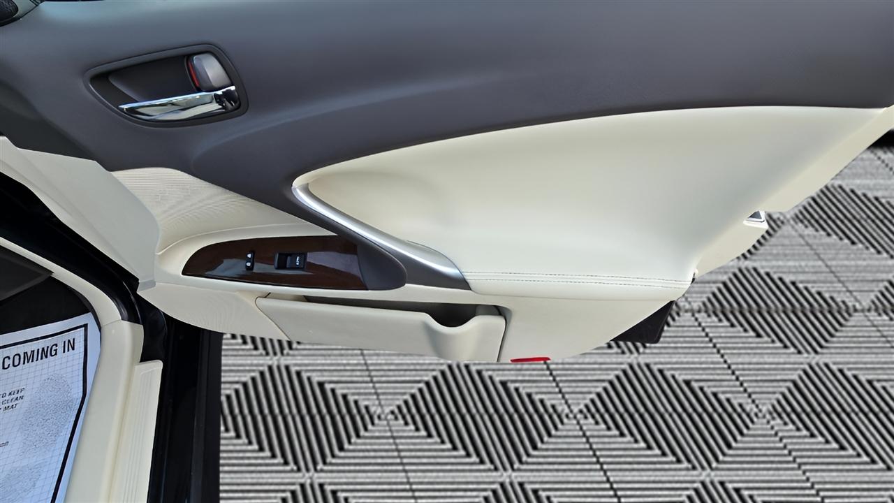 Lexus IS IS 250 AWD 2010