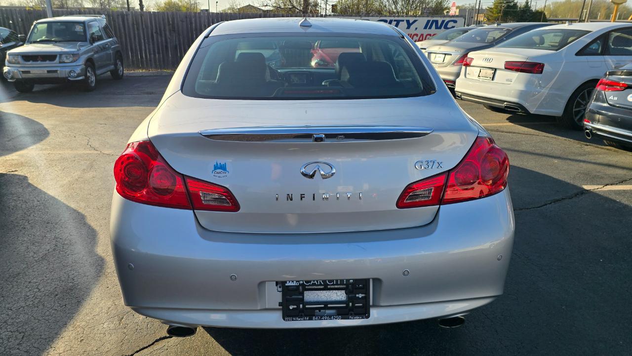 Infiniti G Sedan G37x AWD 2011
