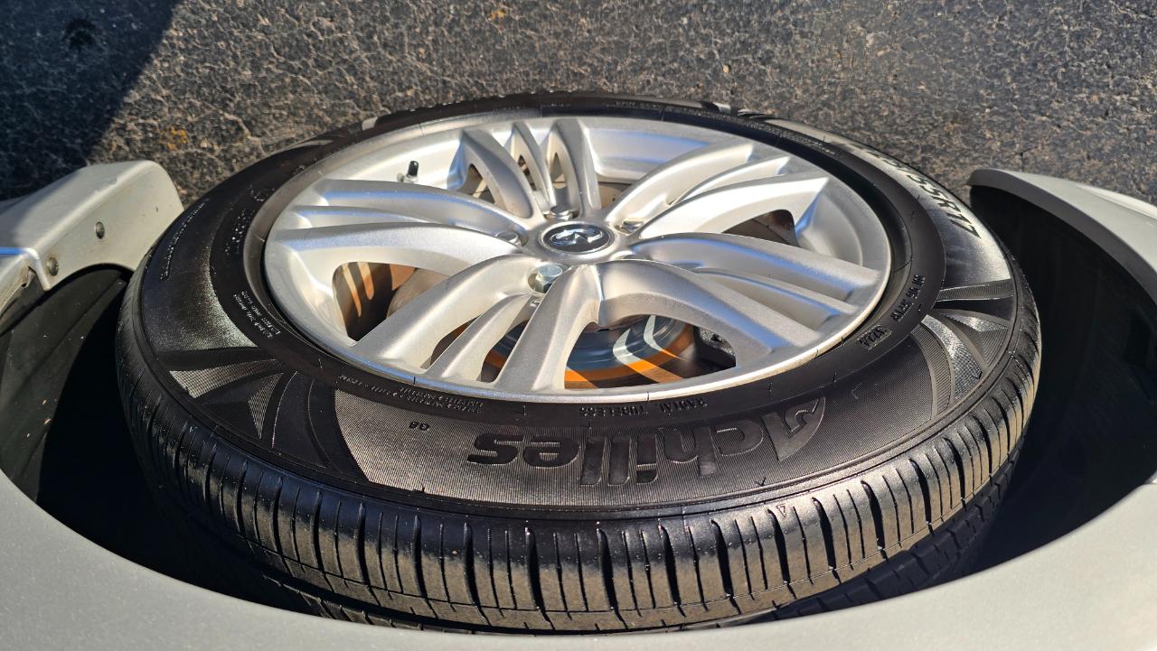 Infiniti G Sedan G37x AWD 2011