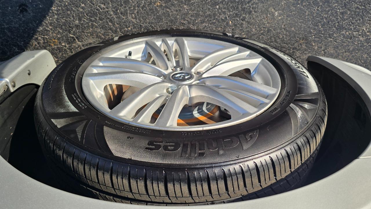 Infiniti G Sedan G37x AWD 2011