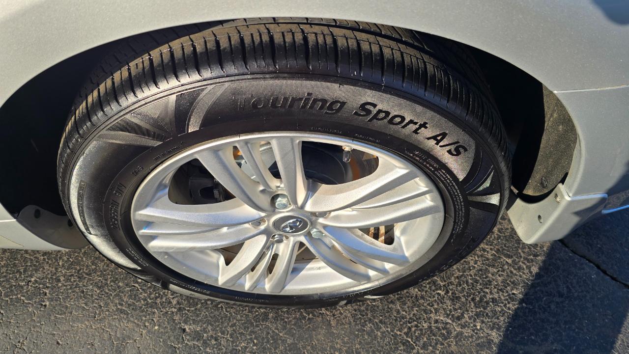 Infiniti G Sedan G37x AWD 2011