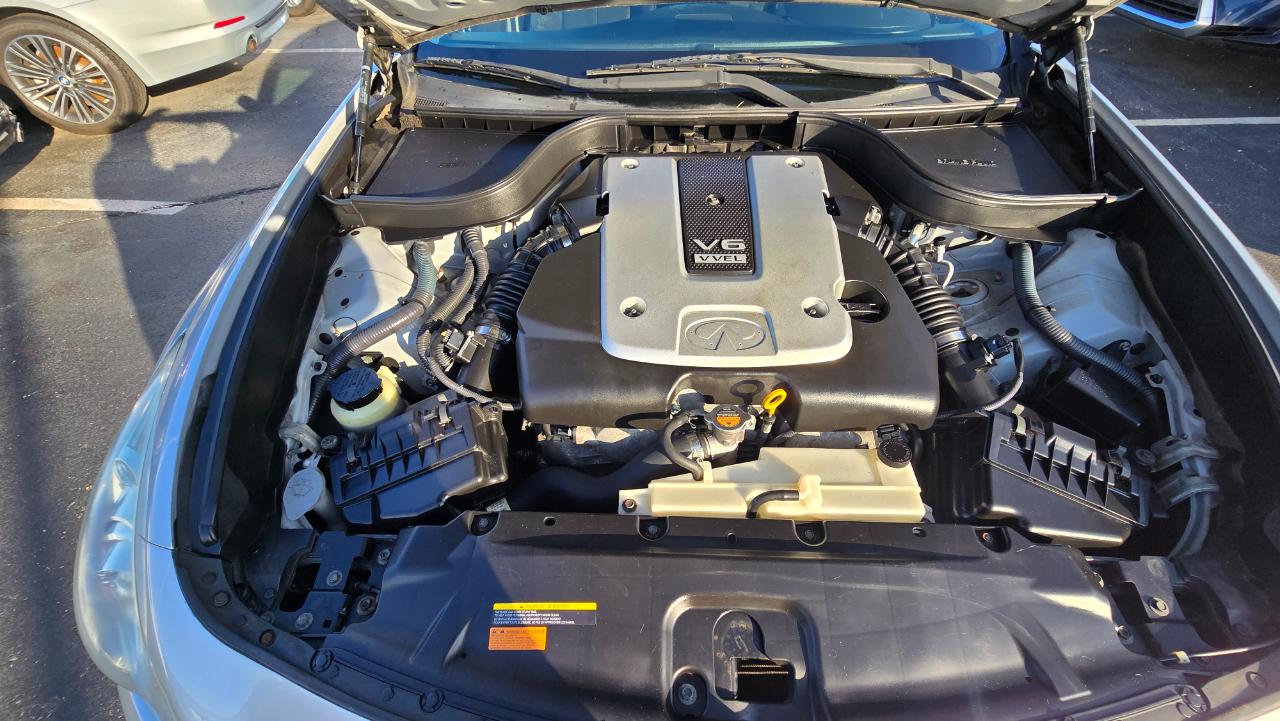 Infiniti G Sedan G37x AWD 2011