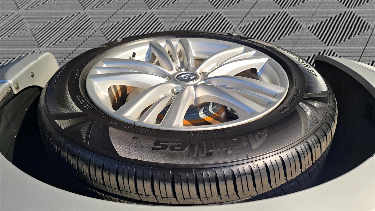 Infiniti G Sedan G37x AWD 2011