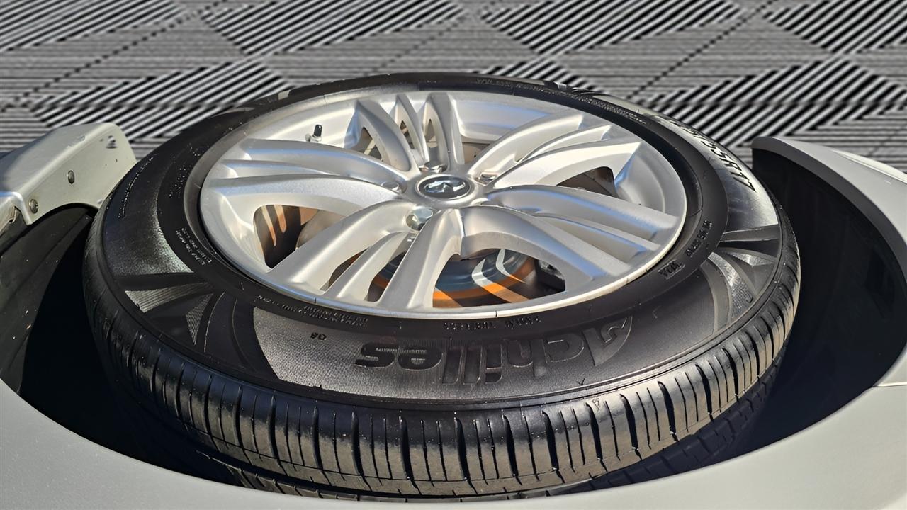 Infiniti G Sedan G37x AWD 2011