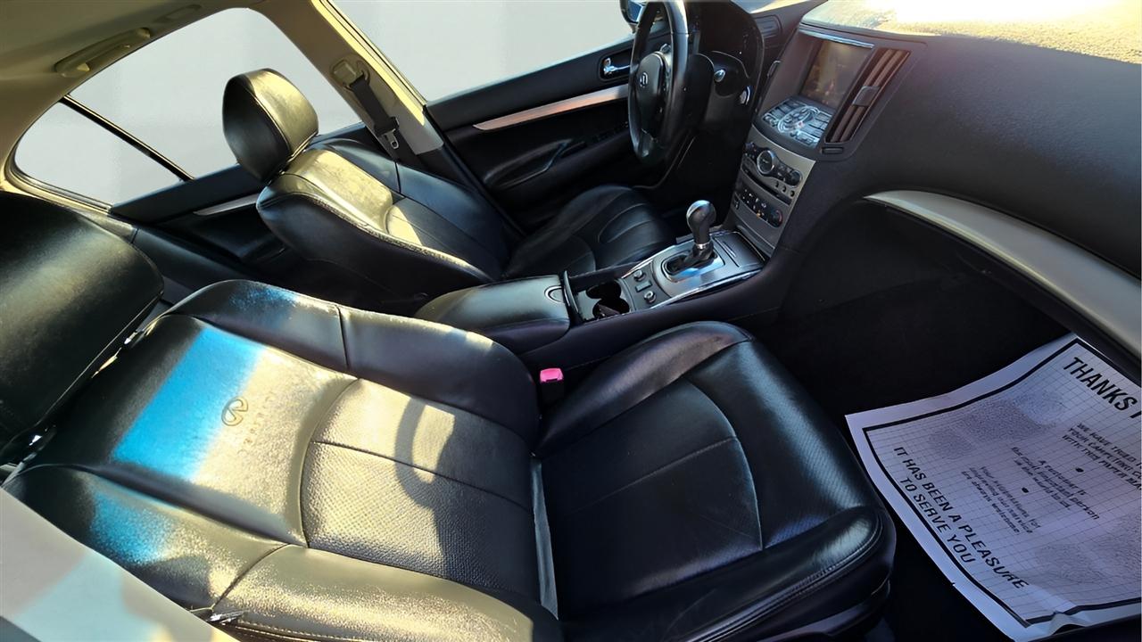 Infiniti G Sedan G37x AWD 2011