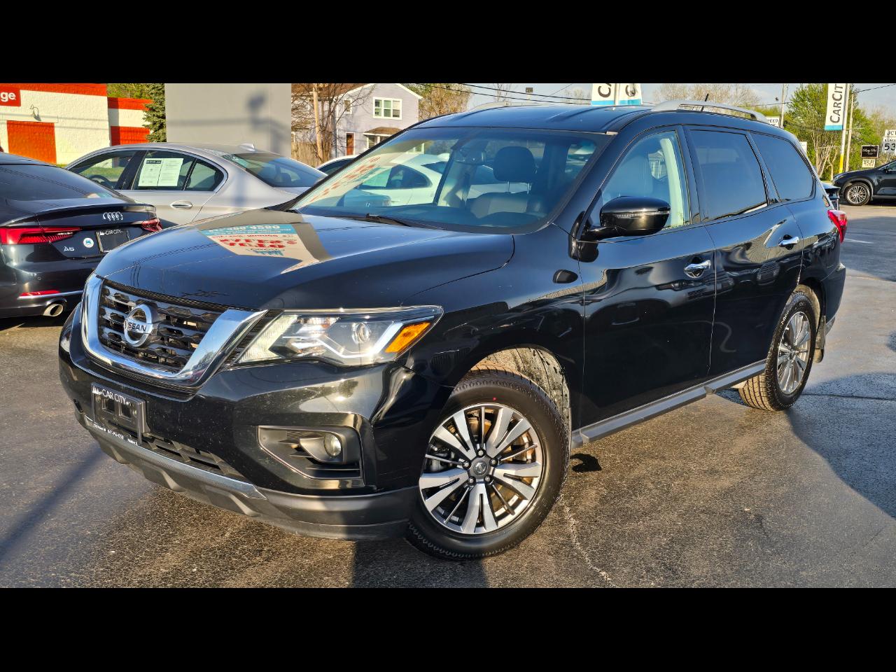Nissan Pathfinder Platinum 4WD 2017