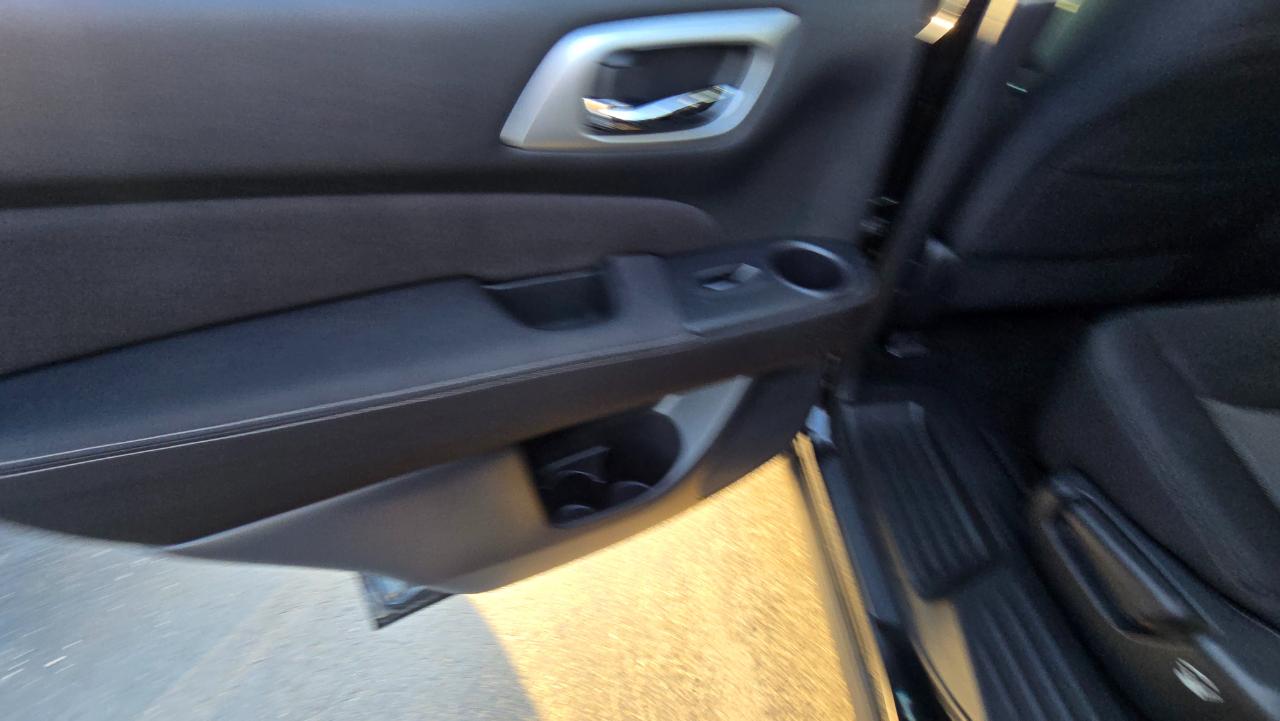 Nissan Pathfinder Platinum 4WD 2017