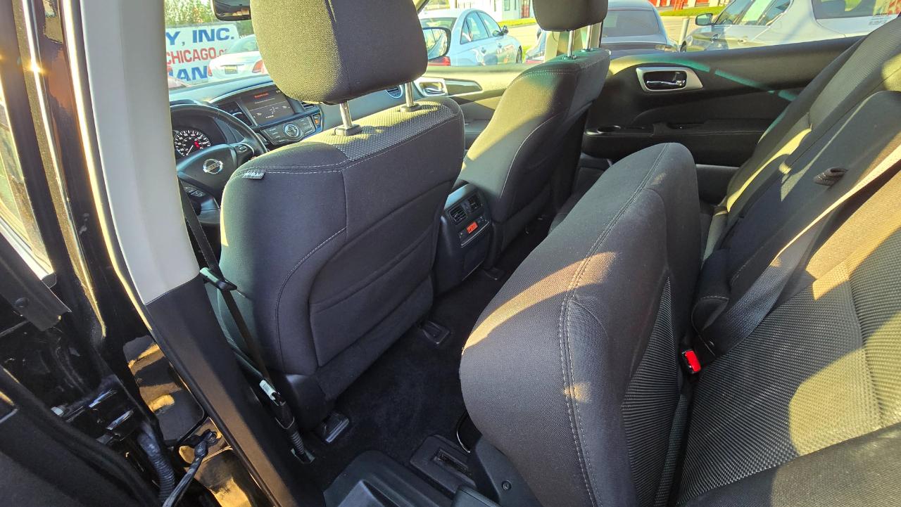 Nissan Pathfinder Platinum 4WD 2017