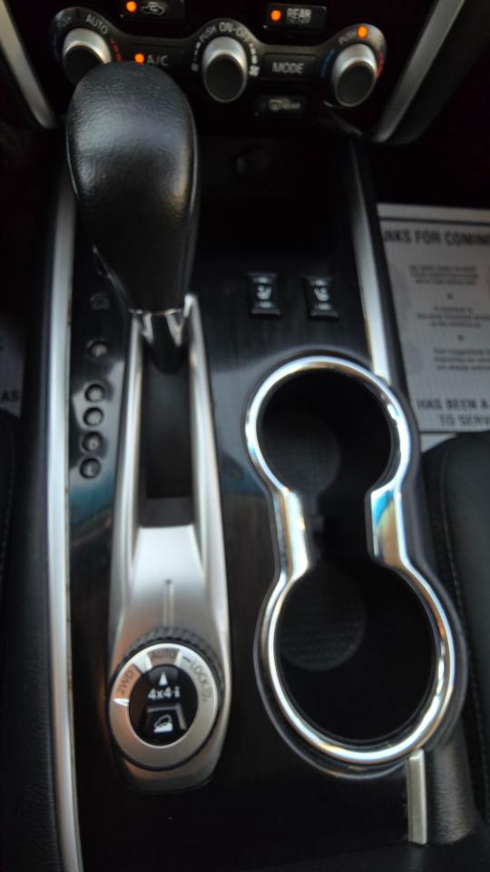 Nissan Pathfinder Platinum 4WD 2017