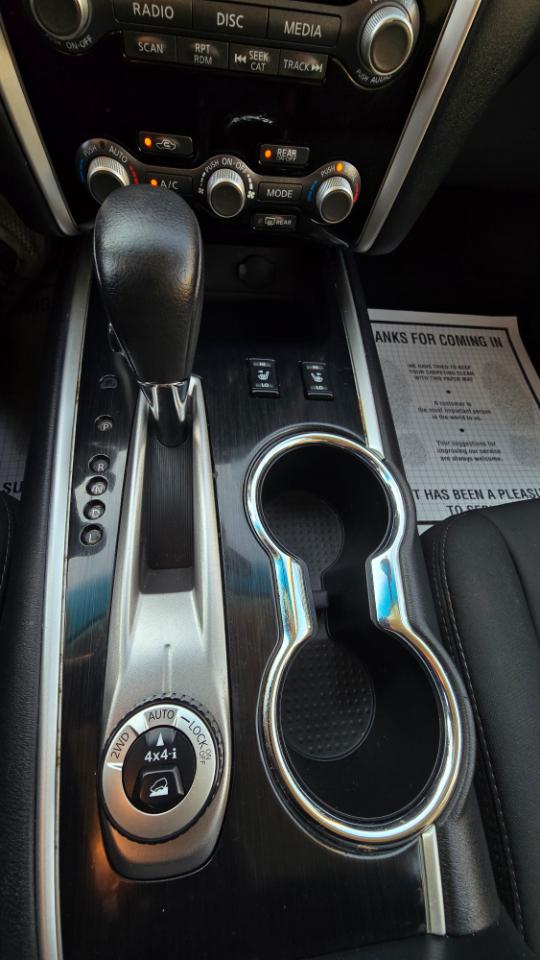 Nissan Pathfinder Platinum 4WD 2017