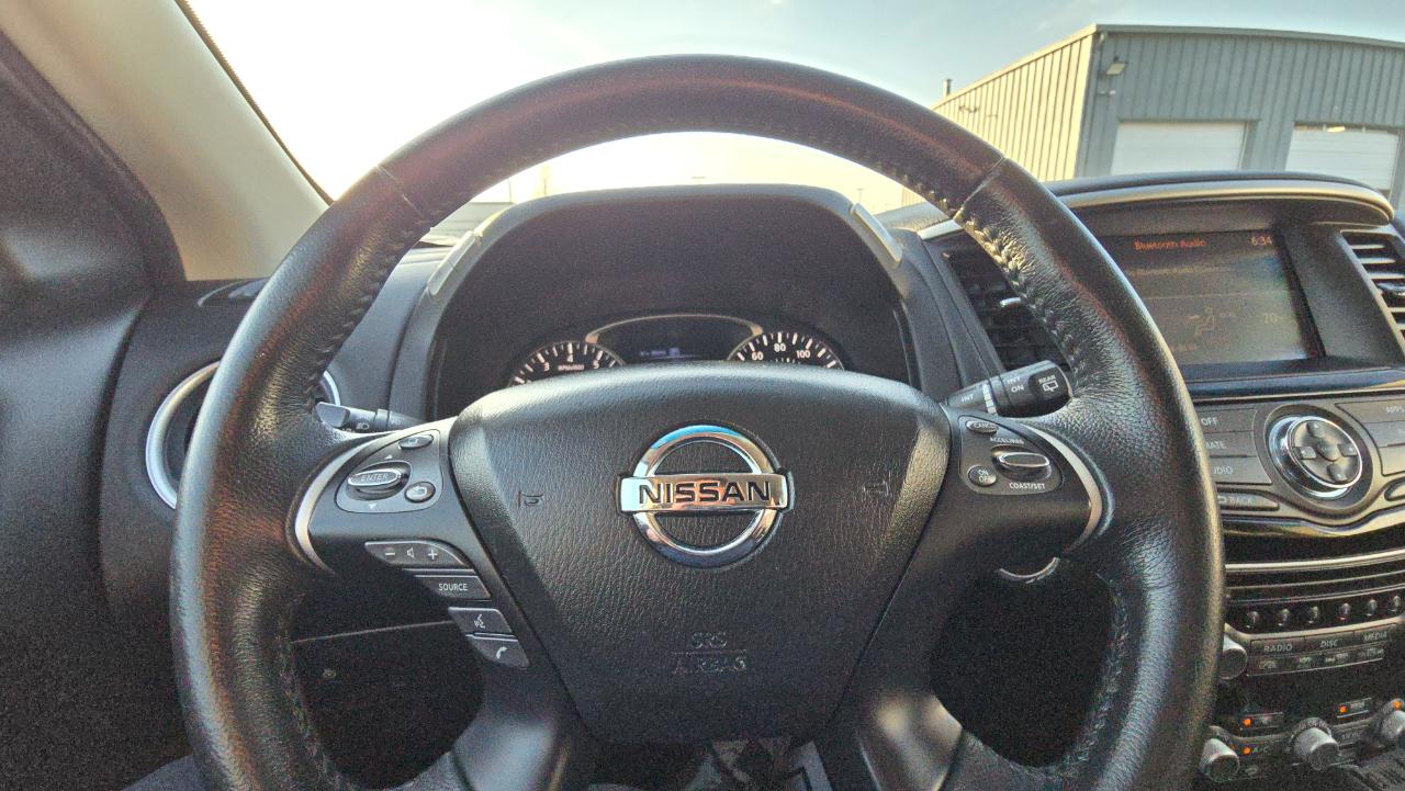 Nissan Pathfinder Platinum 4WD 2017