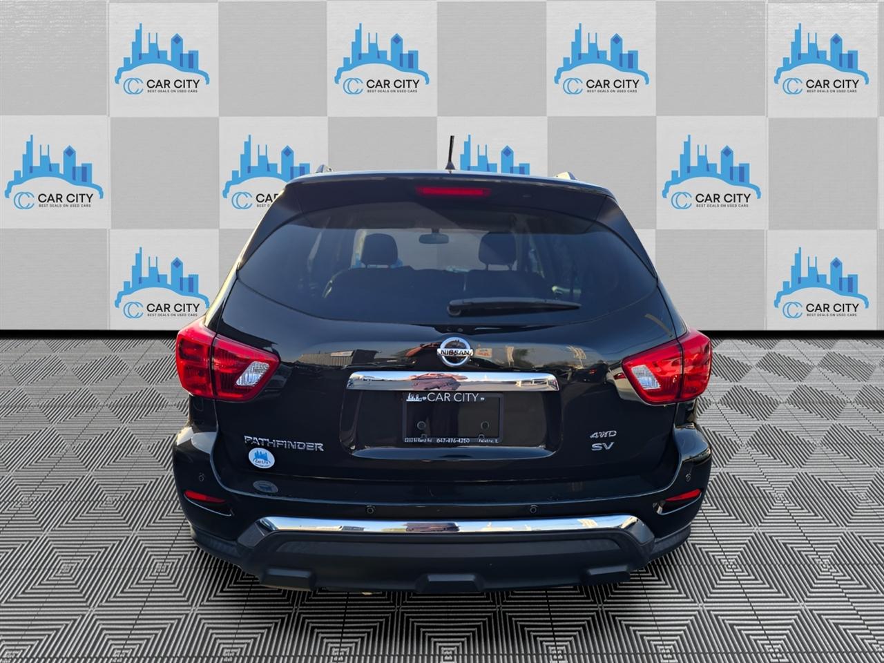 Nissan Pathfinder Platinum 4WD 2017