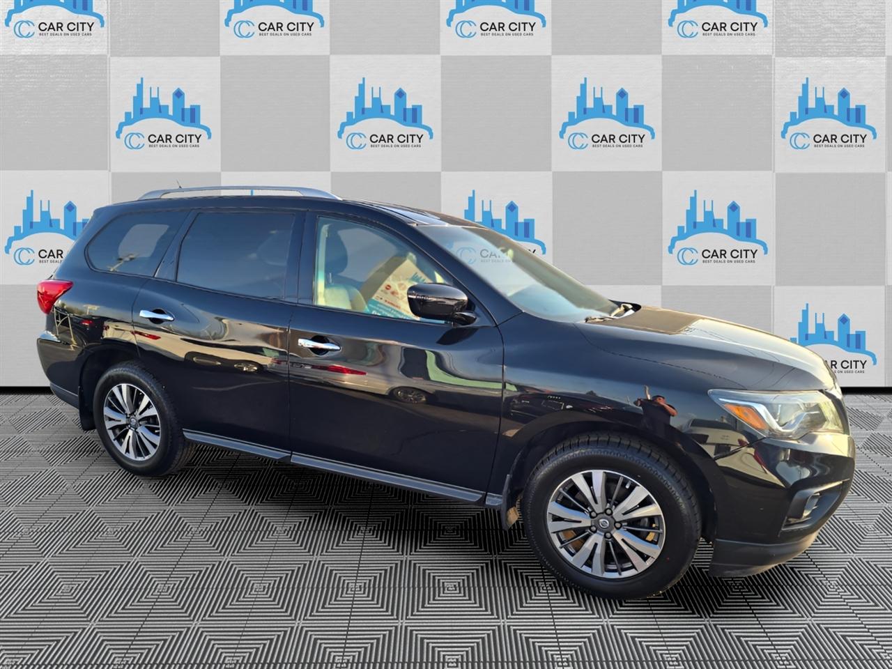 Nissan Pathfinder Platinum 4WD 2017