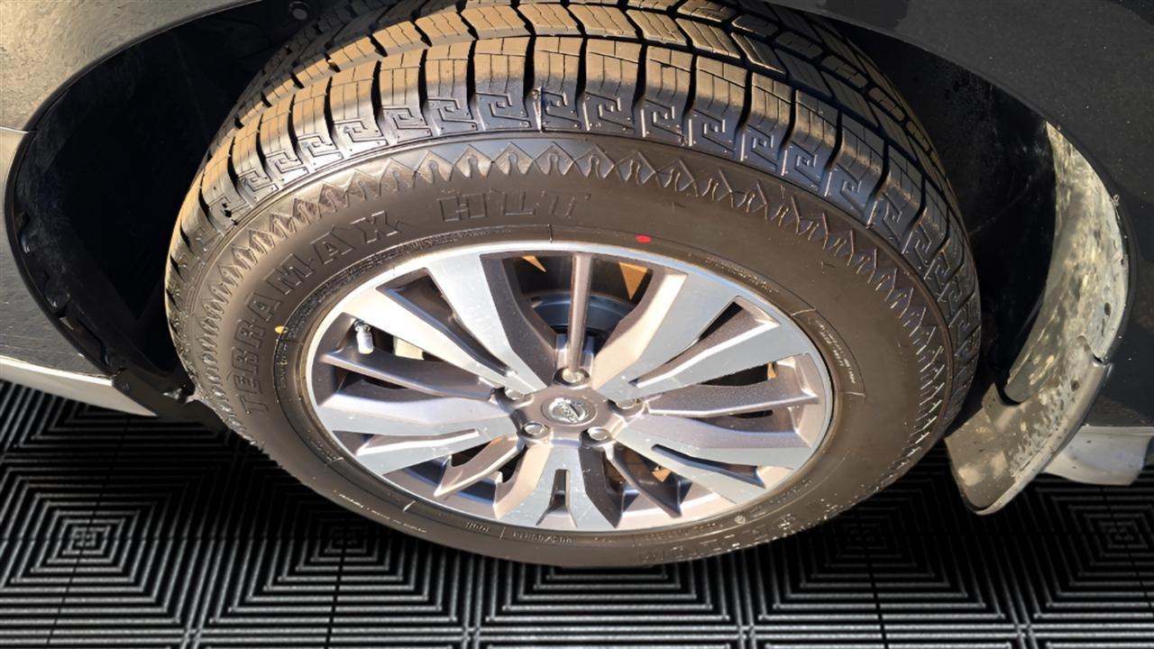 Nissan Pathfinder Platinum 4WD 2017