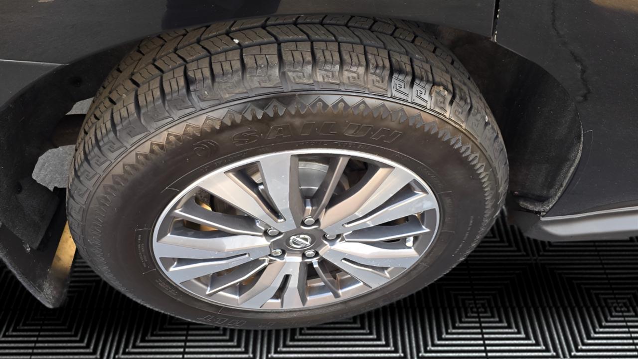 Nissan Pathfinder Platinum 4WD 2017