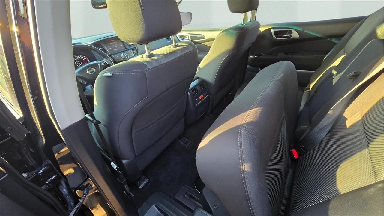 Nissan Pathfinder Platinum 4WD 2017