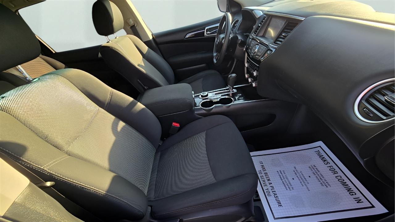 Nissan Pathfinder Platinum 4WD 2017