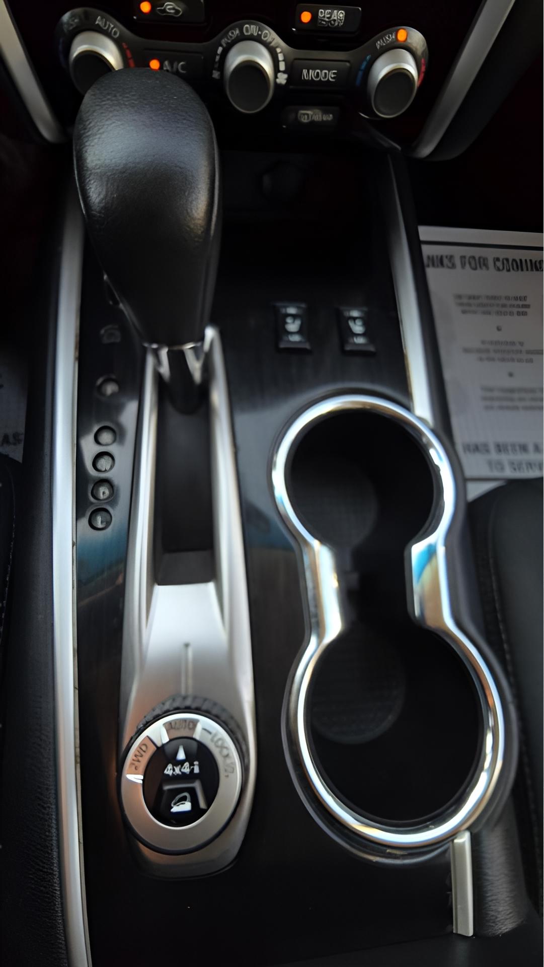 Nissan Pathfinder Platinum 4WD 2017