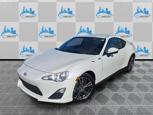 White 2013 Scion FR-S Base Coupe Rear-Wheel Drive 6-Speed Manual