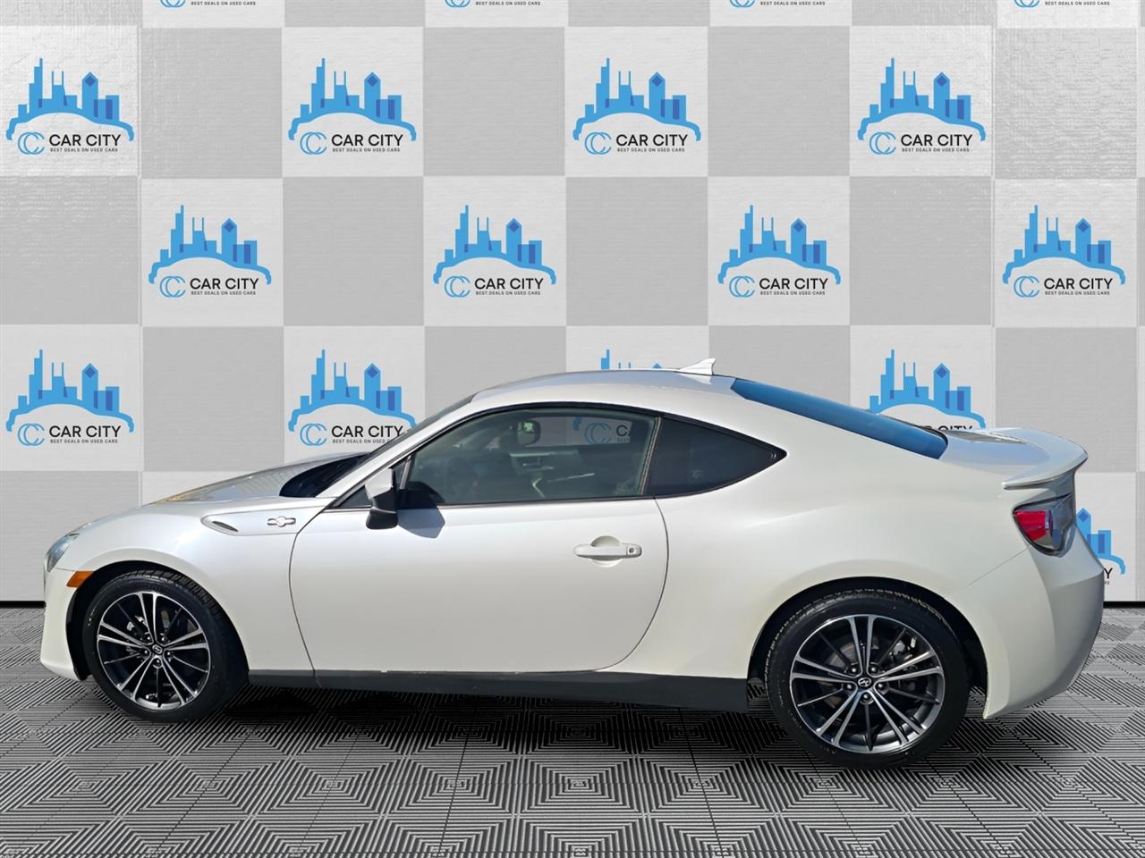 Scion FR-S 6MT 2013