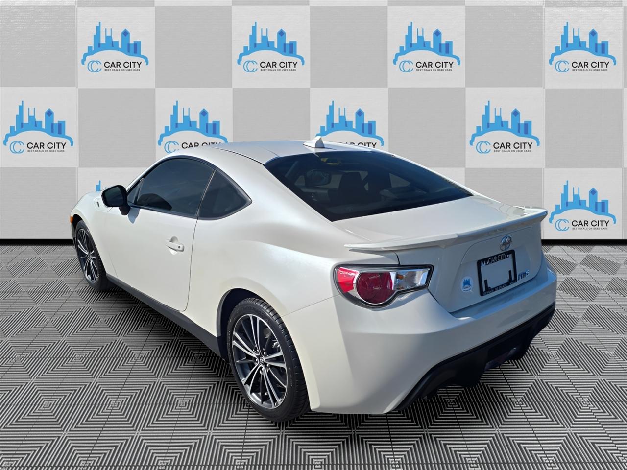 Scion FR-S 6MT 2013