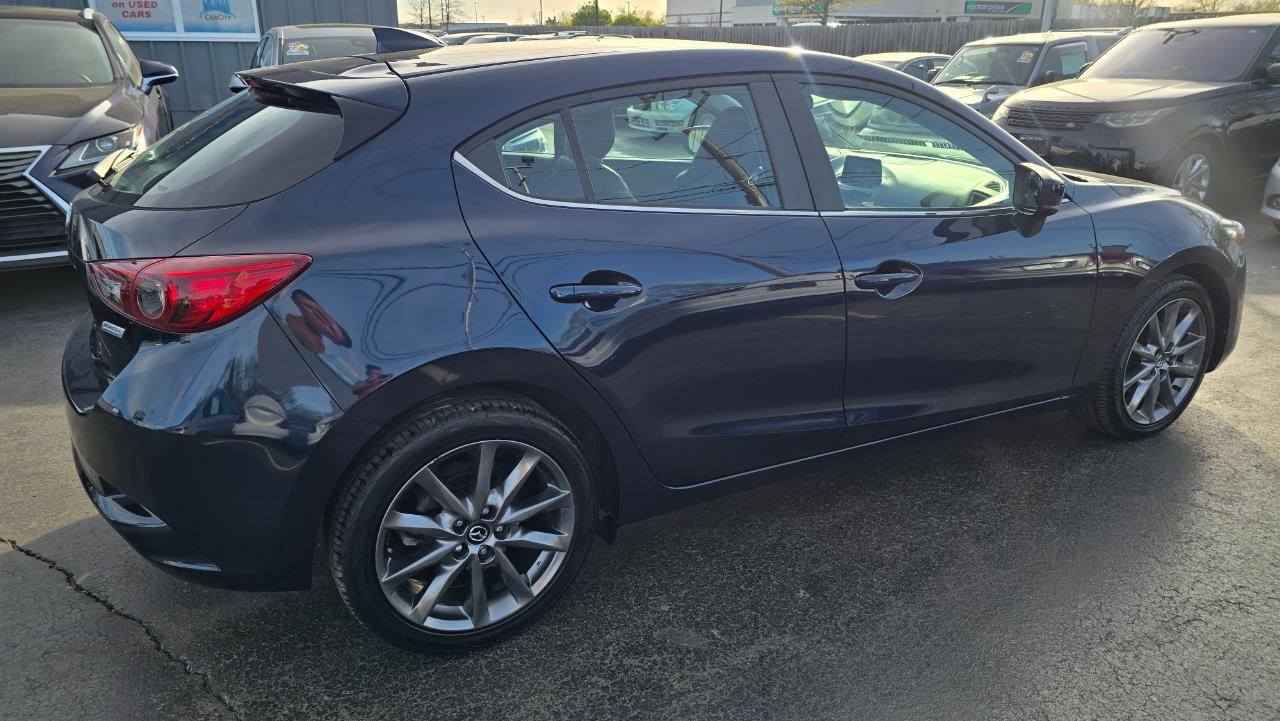 Mazda MAZDA3 s Grand Touring AT 5-Door 2018