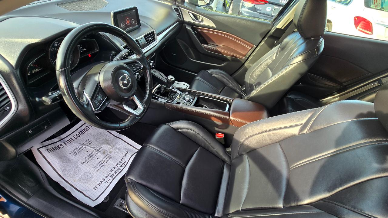 Mazda MAZDA3 s Grand Touring AT 5-Door 2018
