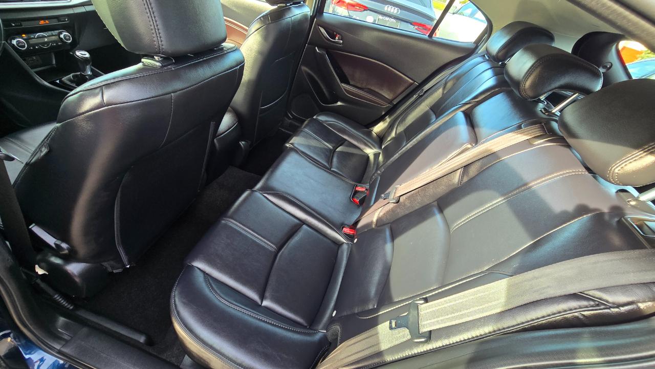 Mazda MAZDA3 s Grand Touring AT 5-Door 2018