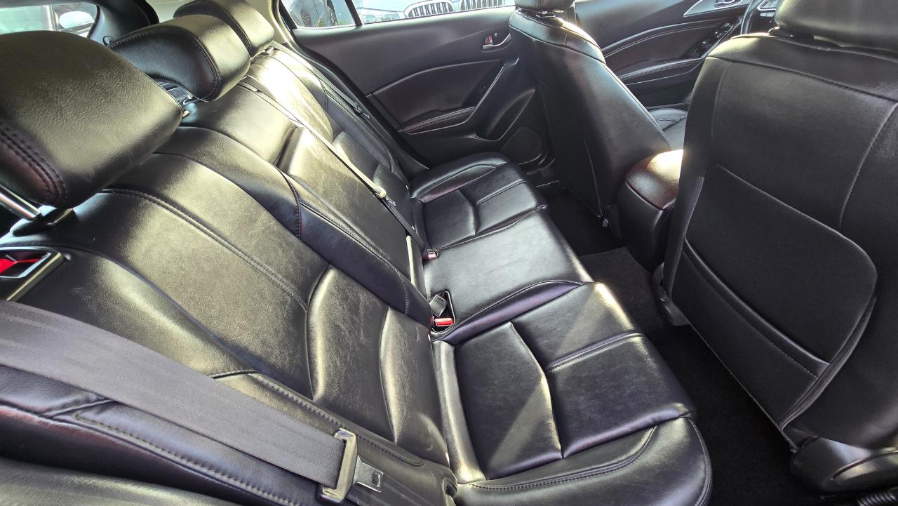 Mazda MAZDA3 s Grand Touring AT 5-Door 2018