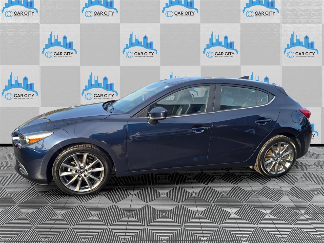 Mazda MAZDA3 s Grand Touring AT 5-Door 2018