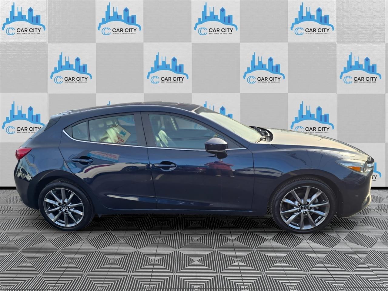 Mazda MAZDA3 s Grand Touring AT 5-Door 2018