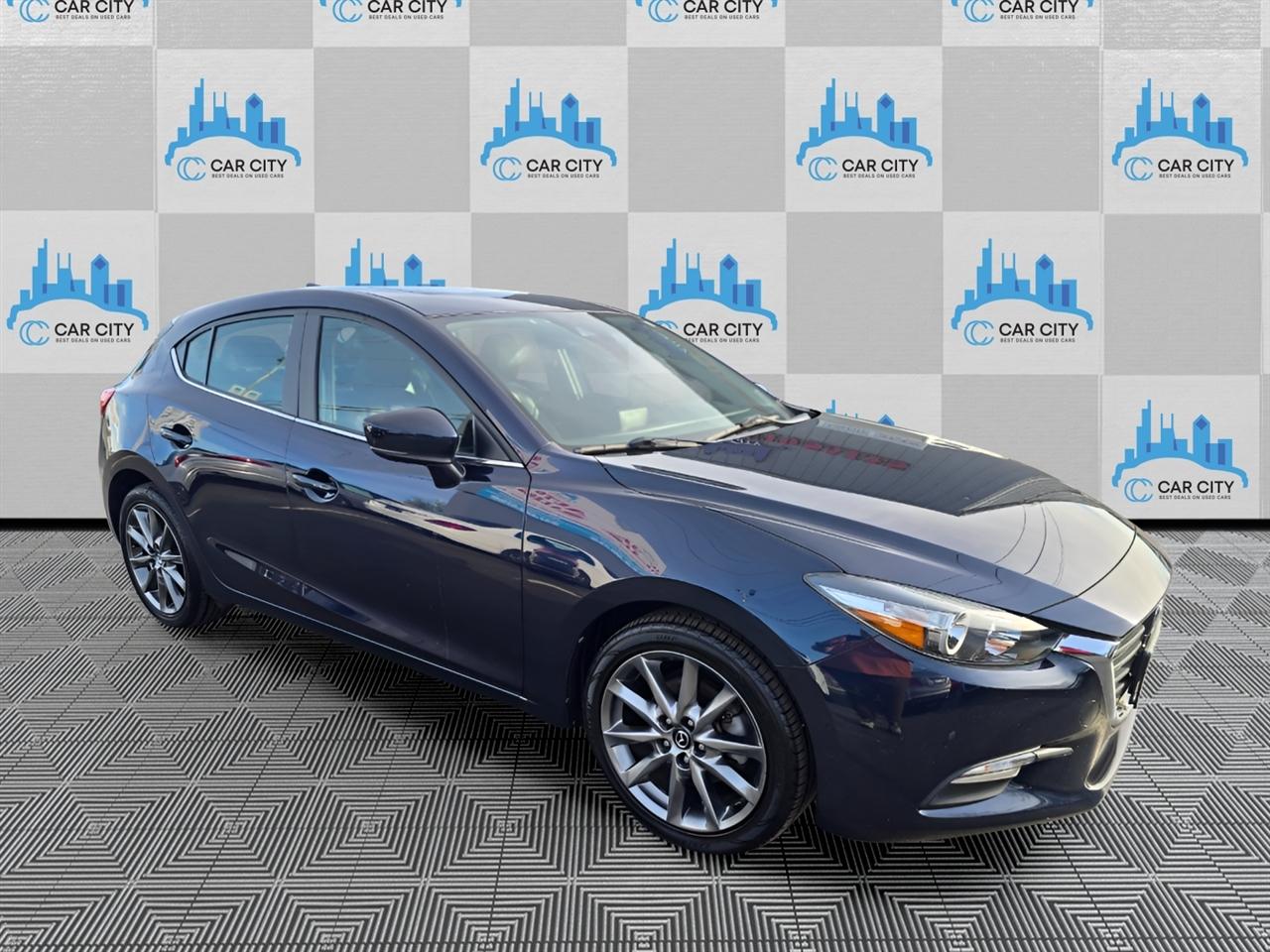 Mazda MAZDA3 s Grand Touring AT 5-Door 2018