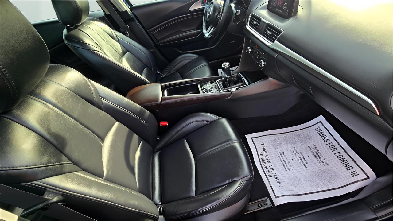 Mazda MAZDA3 s Grand Touring AT 5-Door 2018