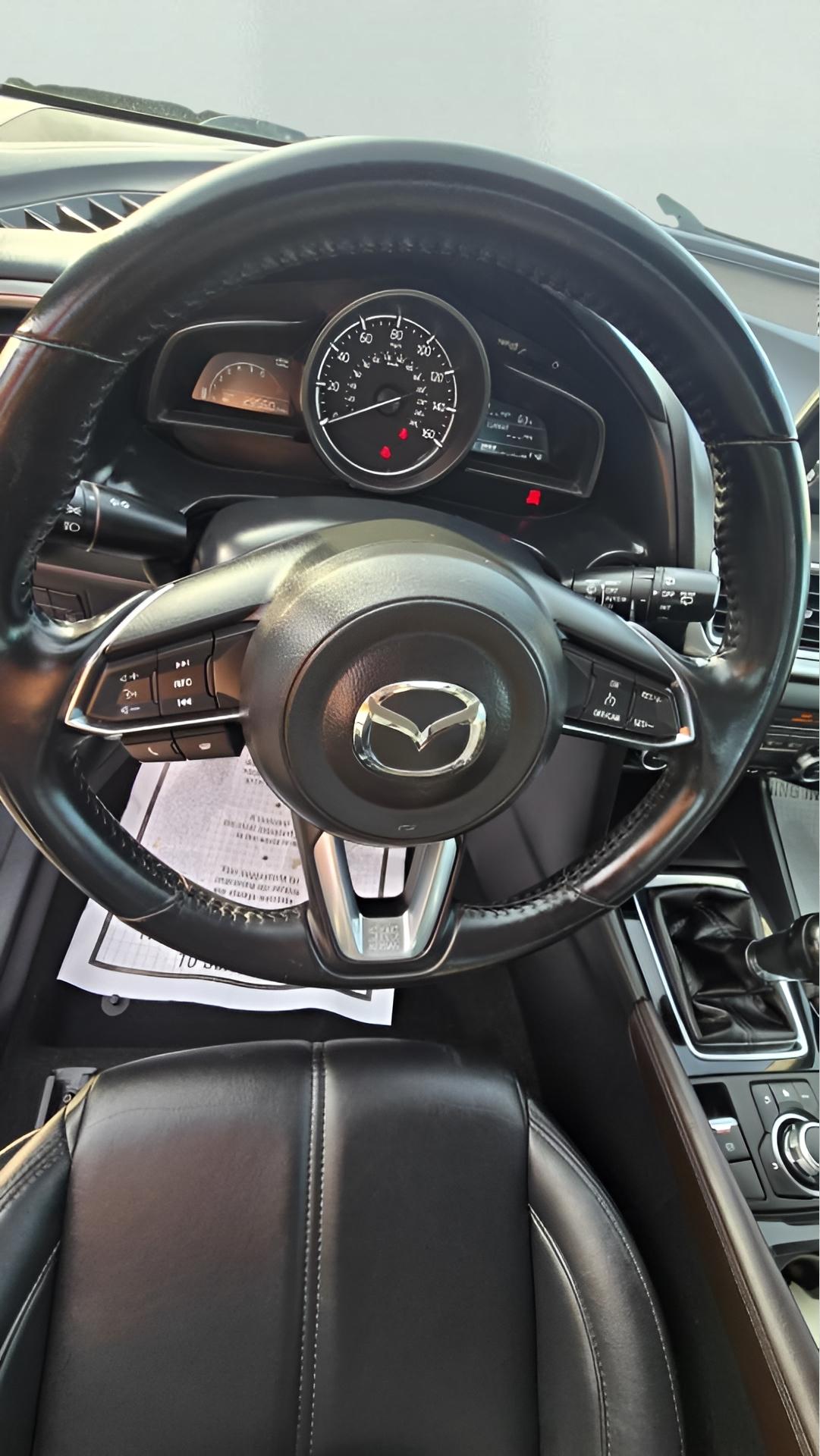 Mazda MAZDA3 s Grand Touring AT 5-Door 2018