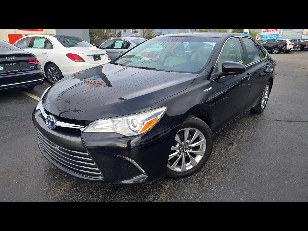Toyota Camry Hybrid SE 2016
