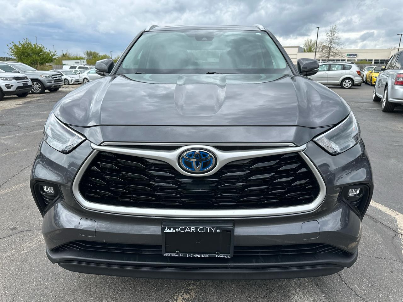 Toyota Highlander Hybrid XLE AWD 2022