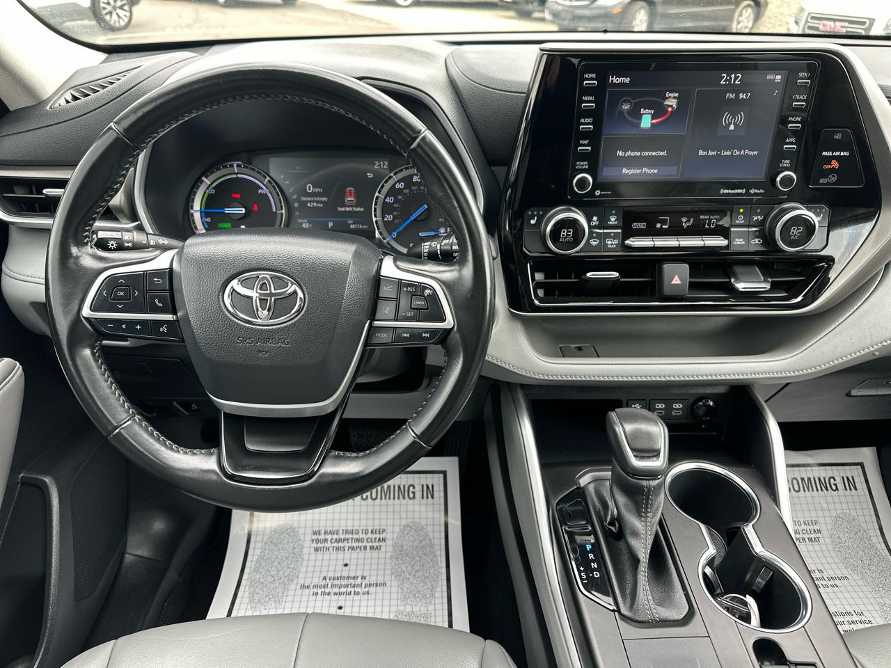 Toyota Highlander Hybrid XLE AWD 2022