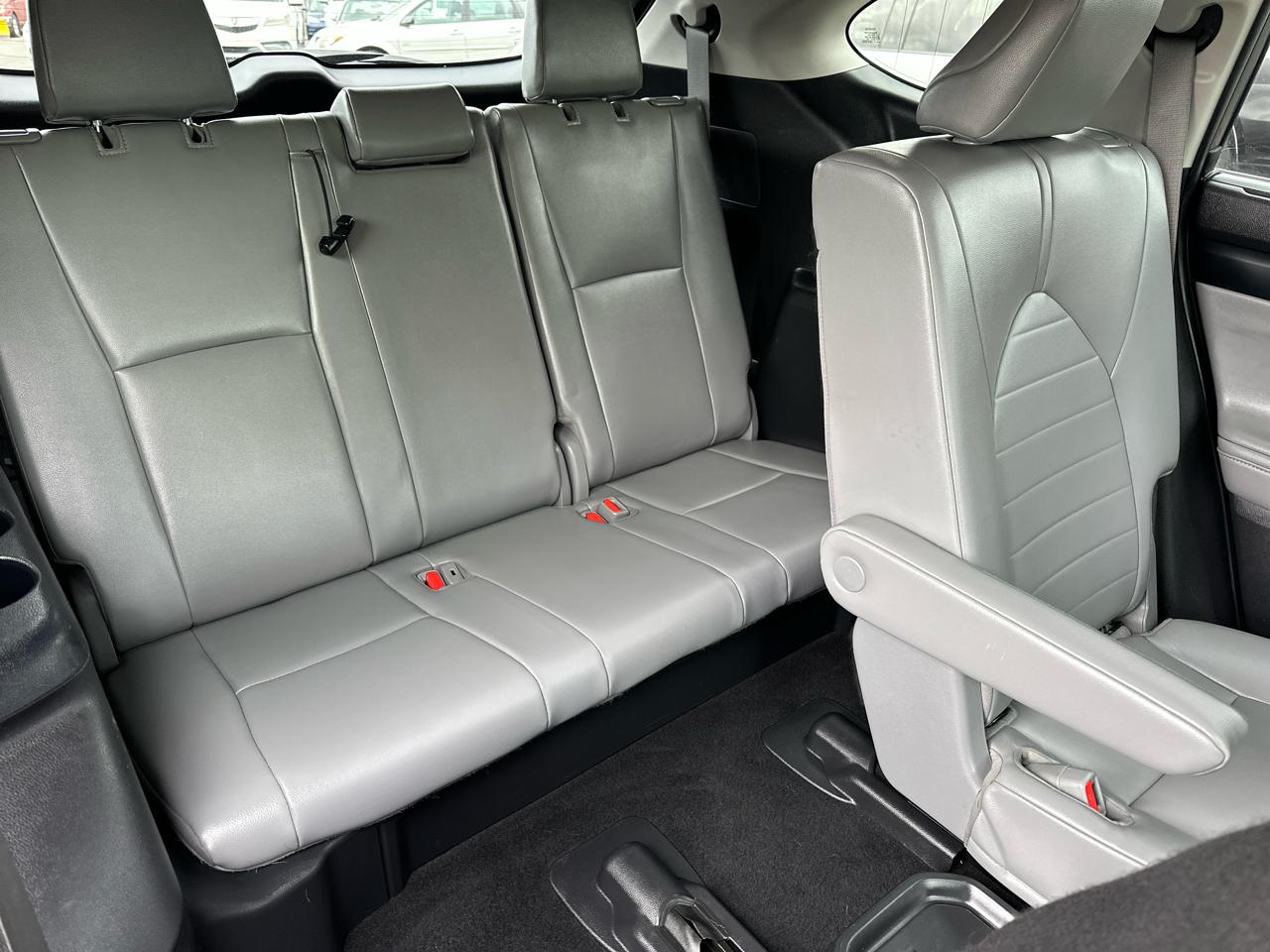 Toyota Highlander Hybrid XLE AWD 2022