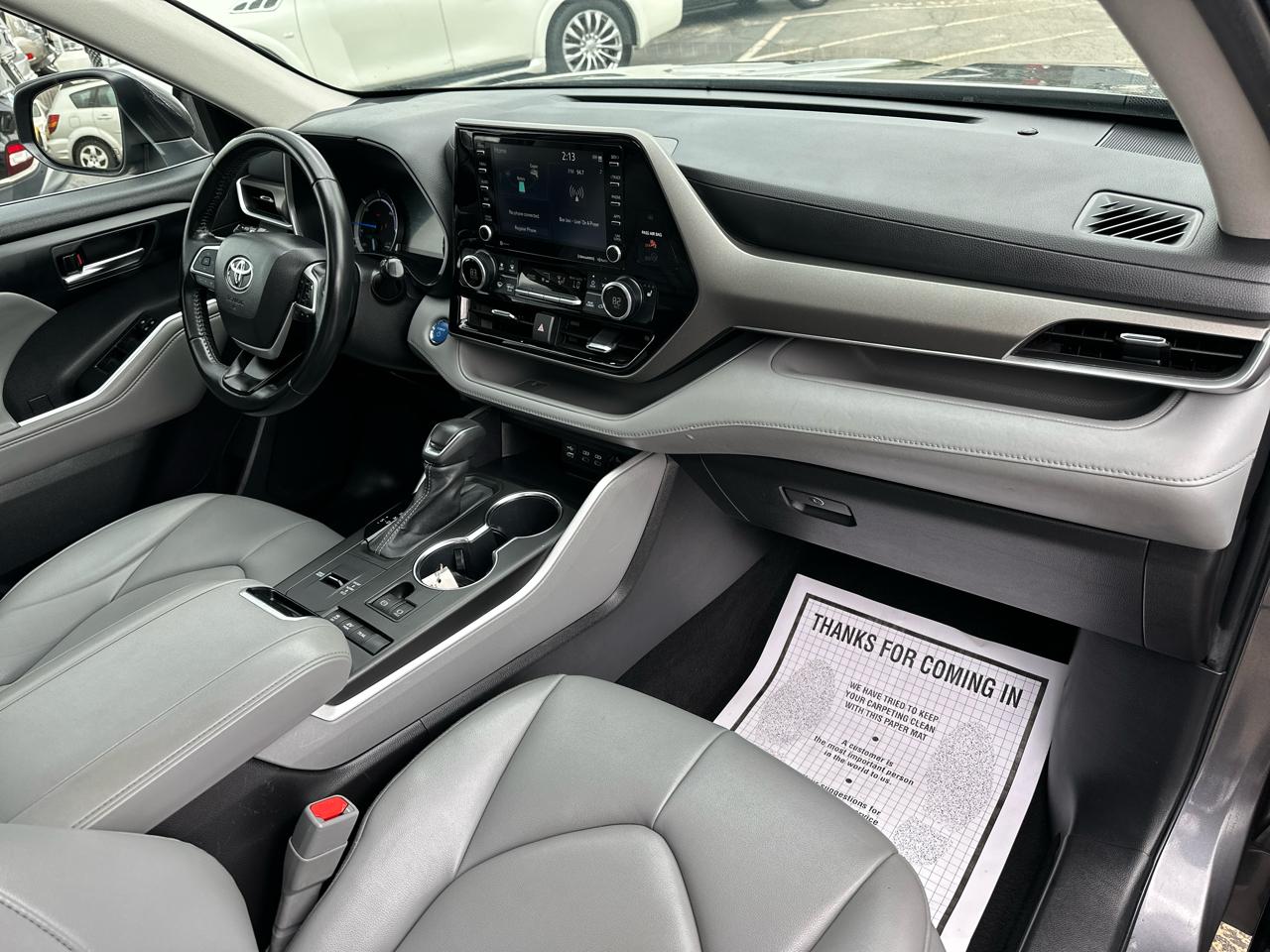 Toyota Highlander Hybrid XLE AWD 2022