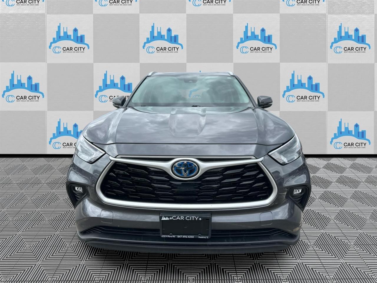 Toyota Highlander Hybrid XLE AWD 2022
